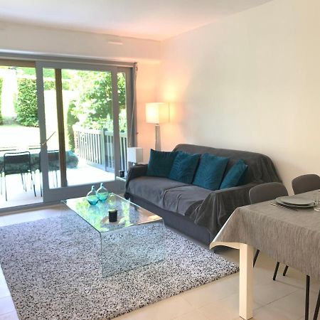 Rez-De-Jardin - Residence Avec Piscine - Deauville Buitenkant foto