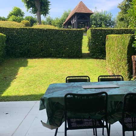 Rez-De-Jardin - Residence Avec Piscine - Deauville Buitenkant foto