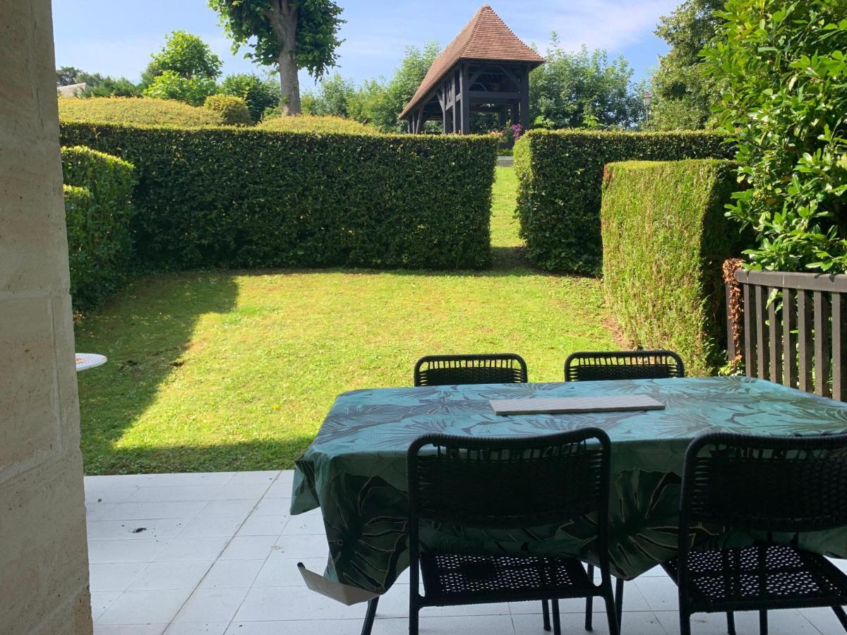 Rez-De-Jardin - Residence Avec Piscine - Deauville Buitenkant foto